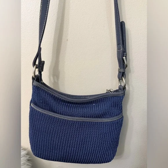 The Sak Crochet Crossbody Hand Bag - Picture 2 of 10